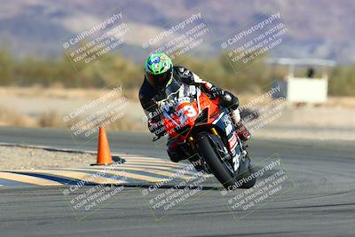 media/Jan-09-2022-SoCal Trackdays (Sun) [[2b1fec8404]]/Turn 14 (10am)/